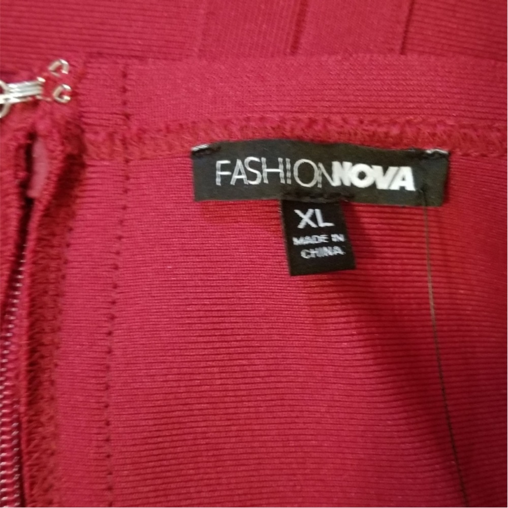 Fashion Nova Burgundy Bandage dress Size XL - Picture 5 of 6